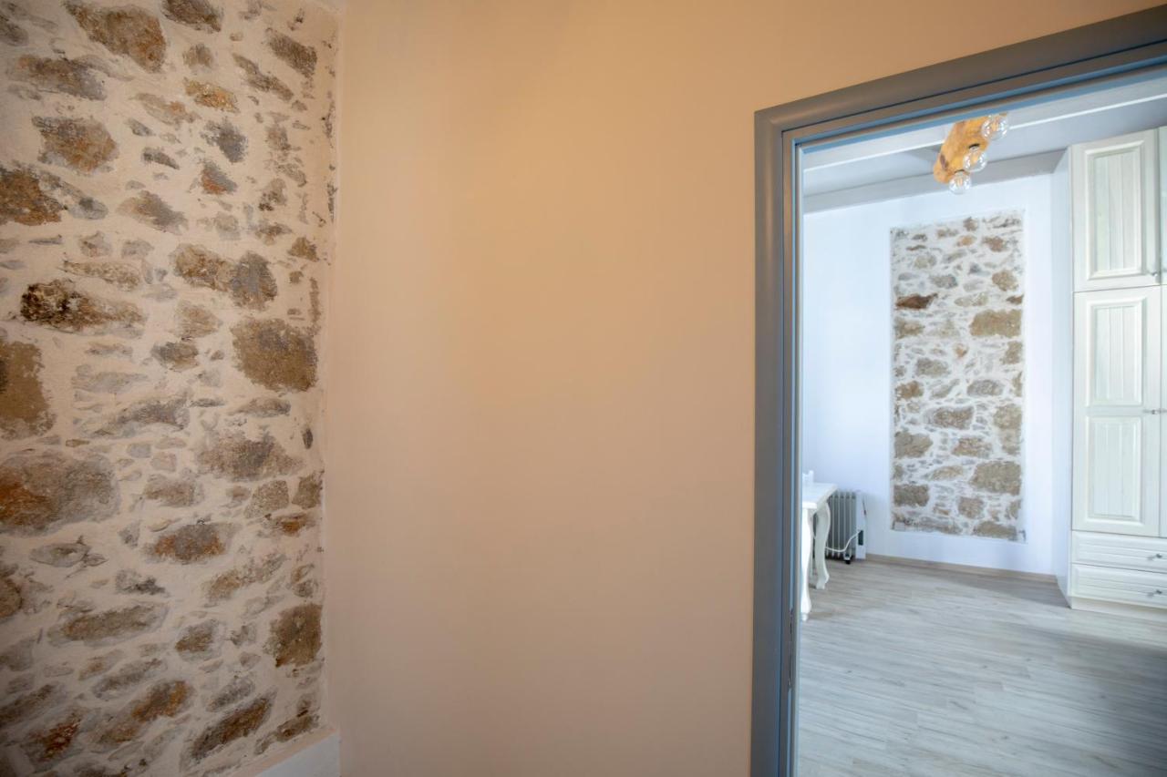 Thea Menetes Apartment Menetai Exterior photo