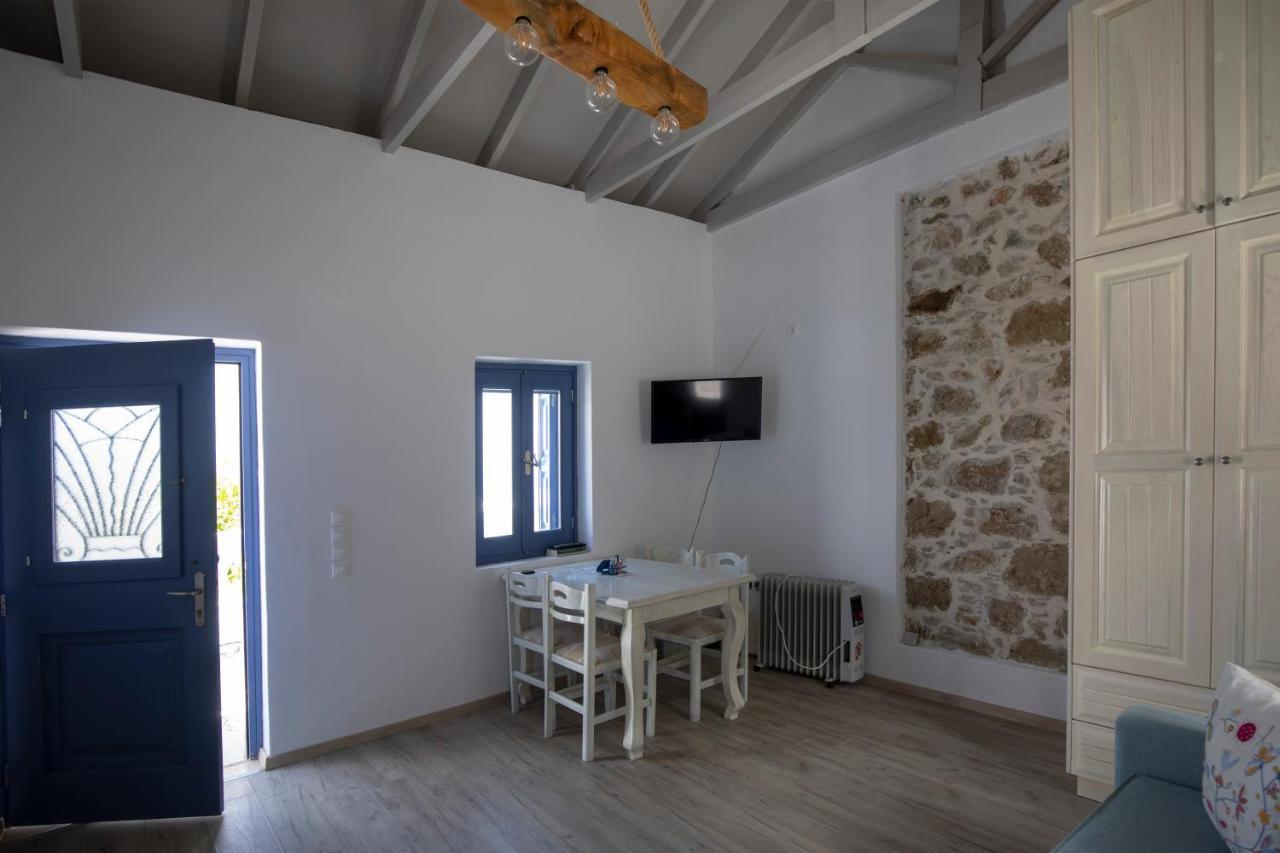 Thea Menetes Apartment Menetai Exterior photo